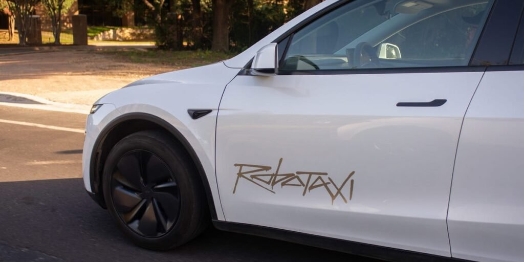 Tesla Has Far Fewer Autonomous Vehicles on Texas Roads Than Waymo