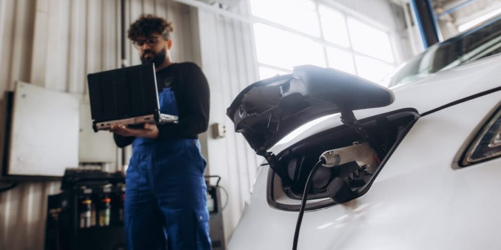 Your New Car Is Harder, More Expensive to Fix. This Bill Could Help.