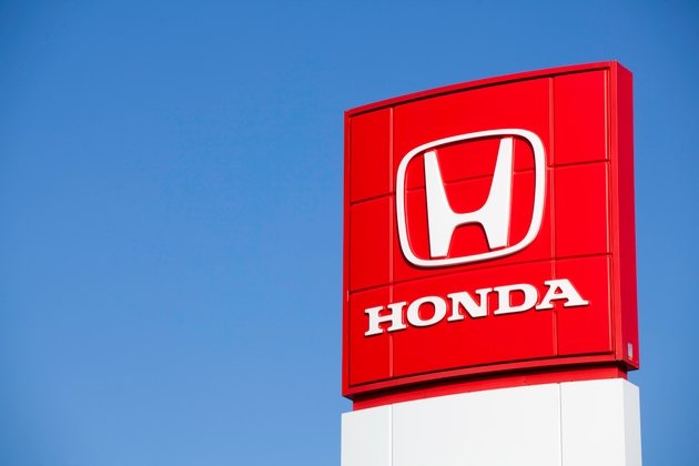 Honda recalls over 1M U.S. vehicles due to defective tire kit (HMC:NYSE)