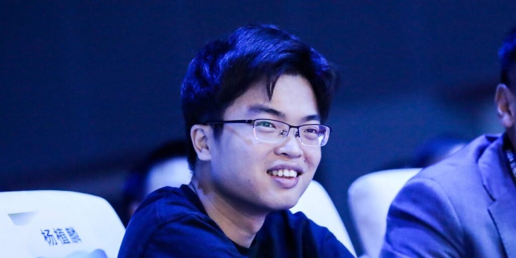 ‘Millennial Genius’ China Internet Can’t Get Over: Moonshot AI Founder