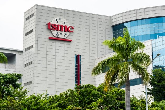 TSMC plans additional $100B U.S. investment: report (TSM:NYSE)