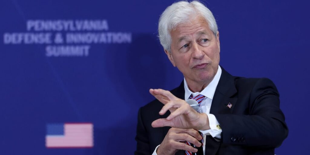 JPMorgan’s Dimon Warns of High Market Leverage Risks
