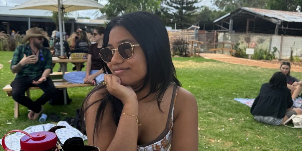 At 28, I’ve Lived With My Parents My Whole Life: Biggest Pros, Cons