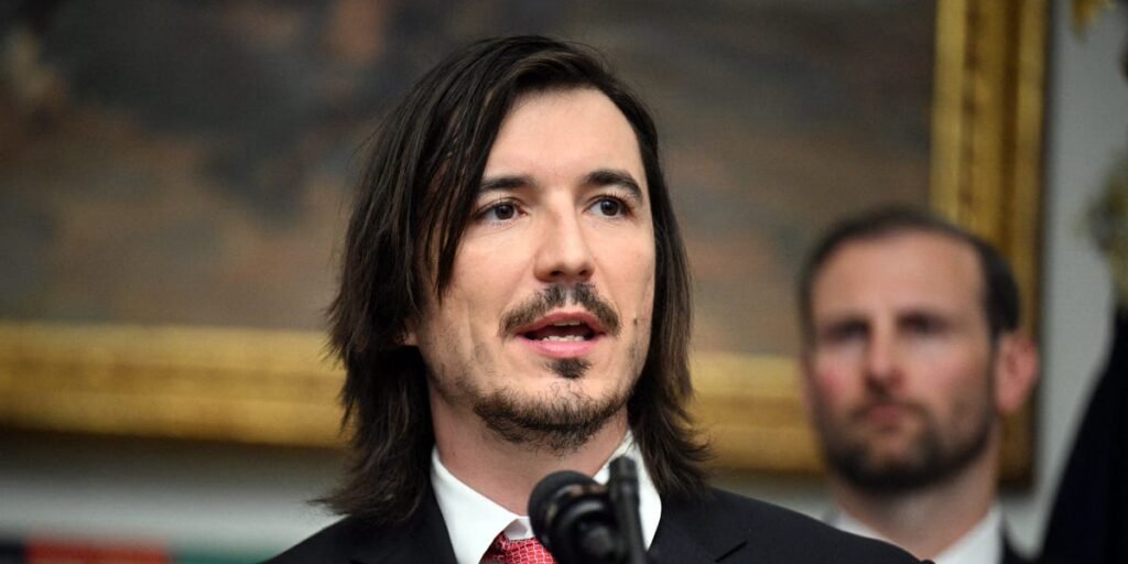 Trump Accounts Offer S&P 500 to Keep Investing Simple: Robinhood CEO