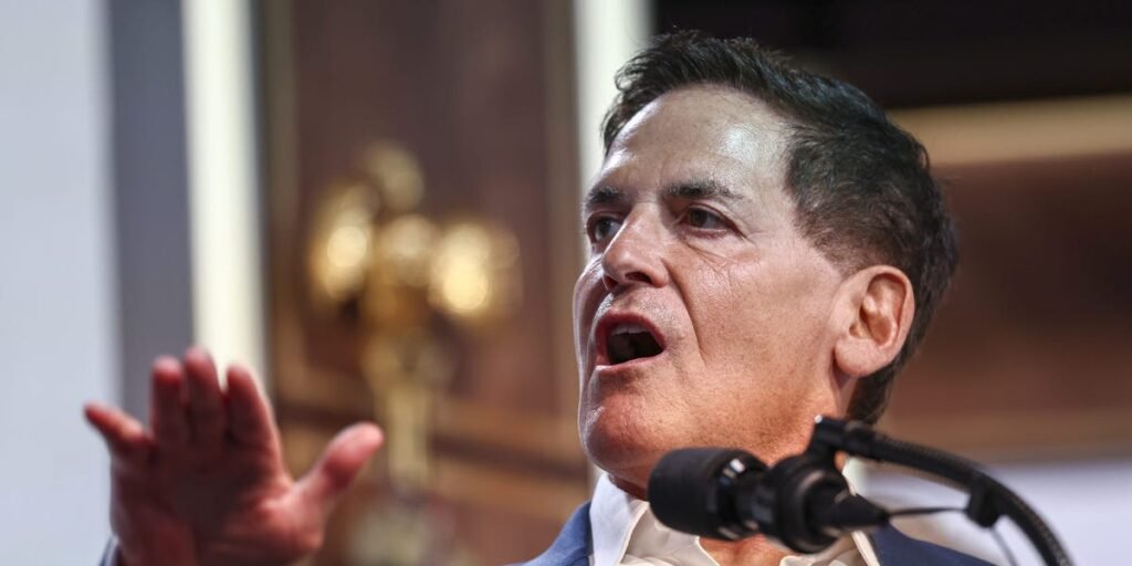 Mark Cuban Urges Doctors to Help Teach Patients to Use AI in Treatment