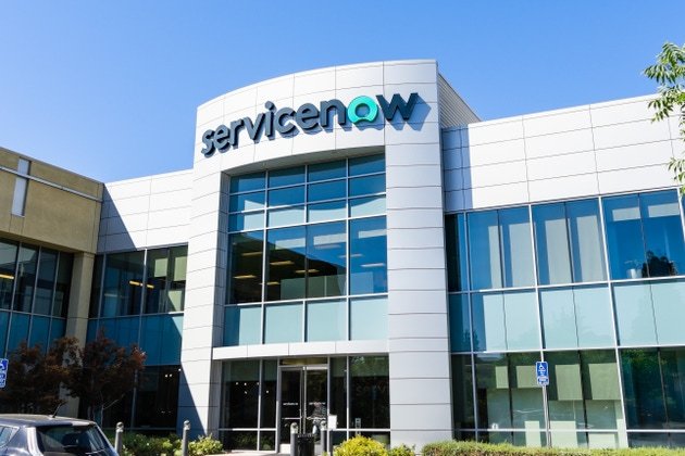 ServiceNow gains 10% amid enterprise software rally (NOW:NYSE)