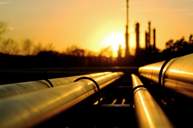 Targa Resources signs 20-year midstream deals with Exxon, plans three new Permian gas plants