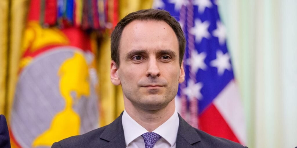 Trump Tech Advisor to AI Labs: ‘If You Can’t Control It, Don’t Do It’