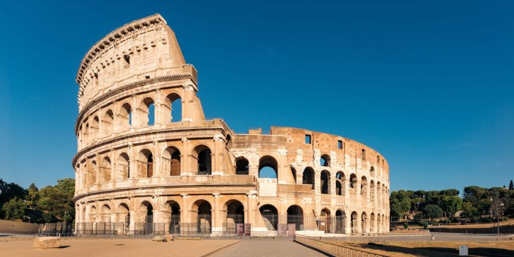 Popular Tourist Spots in Italy to See + Skip, From Frequent Visitor
