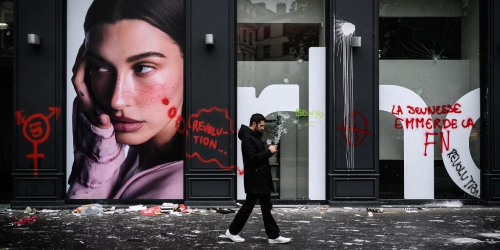 French Business Leaders Call for Order After Widespread Looting