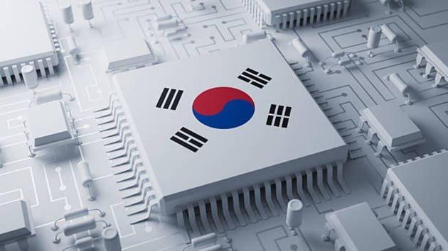 Chip boom to continue through 2027, South Korea minister tells CNBC